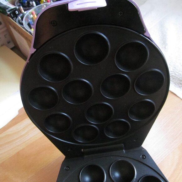 Babycakes Cake Pop Maker CP-70 - Picture 3 of 7